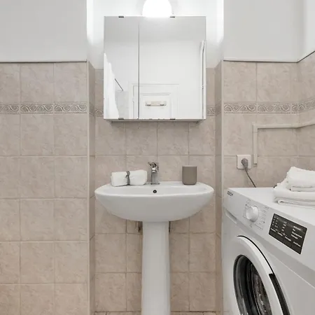 Le Gloria - Hyper Centre - Proche - Wifi Apartment *