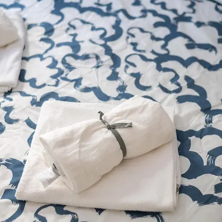 Le Gloria - Hyper Centre - Proche - Wifi Appartement